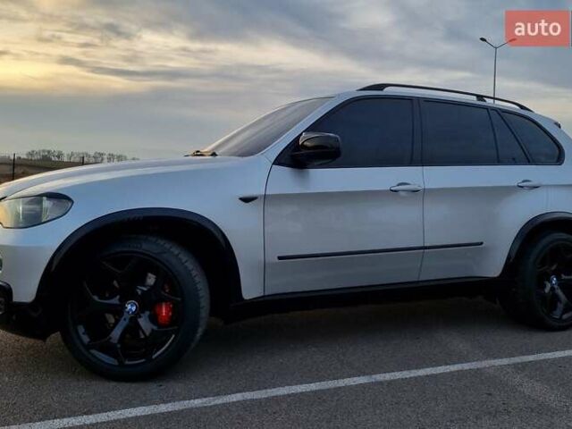 Серый БМВ Х5, объемом двигателя 3 л и пробегом 290 тыс. км за 19999 $, фото 4 на Automoto.ua