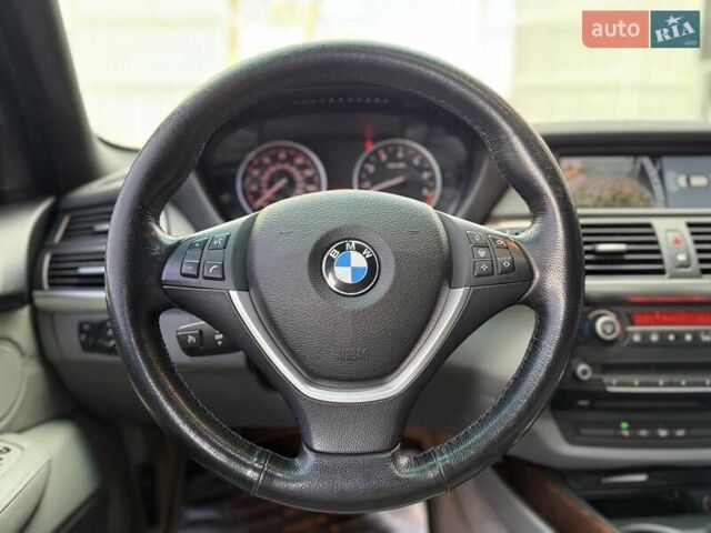 Сірий БМВ Х5, об'ємом двигуна 3 л та пробігом 160 тис. км за 12500 $, фото 13 на Automoto.ua