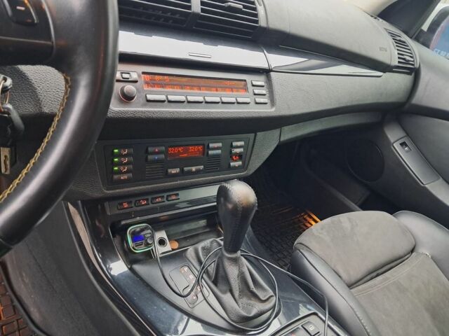 Серый БМВ Х5, объемом двигателя 0 л и пробегом 317 тыс. км за 6450 $, фото 6 на Automoto.ua