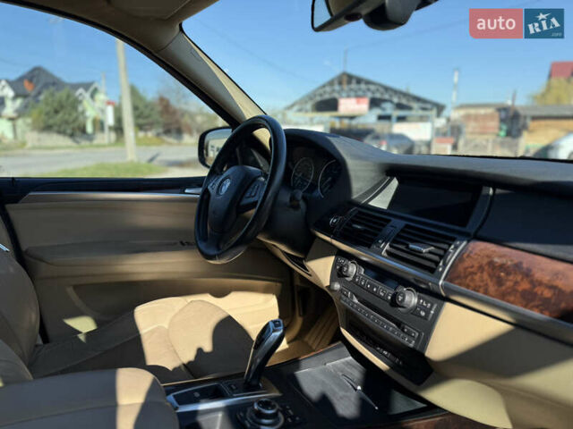 Серый БМВ Х5, объемом двигателя 4.8 л и пробегом 169 тыс. км за 11500 $, фото 8 на Automoto.ua