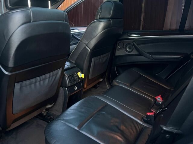 БМВ Х5 2007 в Черновцах на Automoto.ua Серый БМВ Х5, объемом двигателя 3 л и пробегом 305 тыс. км за 14198 $, фото 17 на Automoto.ua