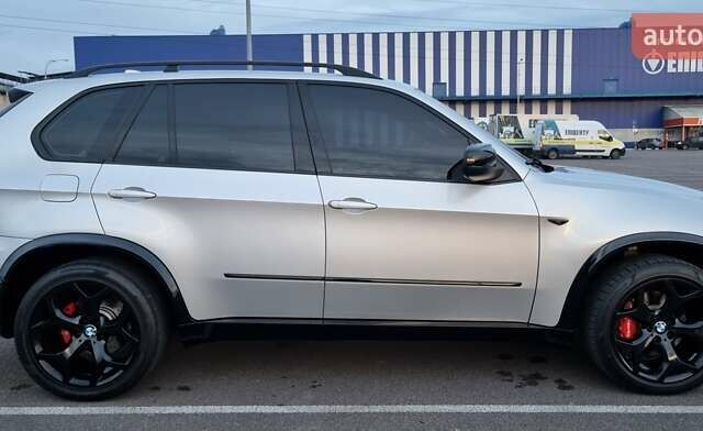 Серый БМВ Х5, объемом двигателя 3 л и пробегом 290 тыс. км за 19999 $, фото 11 на Automoto.ua