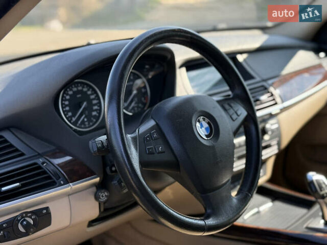 Серый БМВ Х5, объемом двигателя 4.8 л и пробегом 169 тыс. км за 11500 $, фото 6 на Automoto.ua