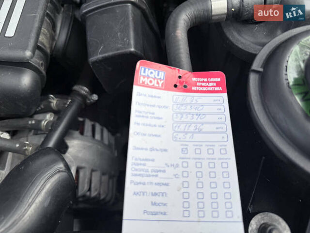 Сірий БМВ Х5, об'ємом двигуна 3 л та пробігом 365 тис. км за 8999 $, фото 46 на Automoto.ua