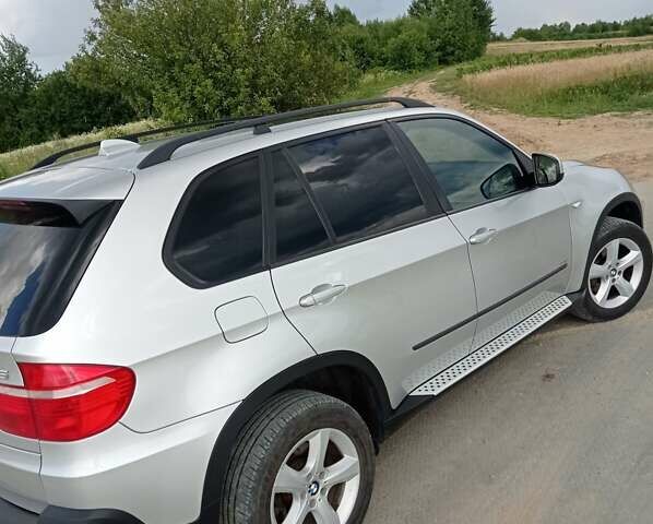 Серый БМВ Х5, объемом двигателя 3 л и пробегом 400 тыс. км за 11400 $, фото 14 на Automoto.ua