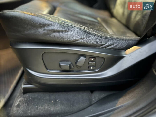 Серый БМВ Х5, объемом двигателя 3 л и пробегом 301 тыс. км за 12400 $, фото 10 на Automoto.ua