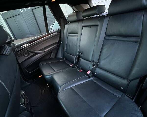 Серый БМВ Х5, объемом двигателя 3 л и пробегом 283 тыс. км за 14999 $, фото 16 на Automoto.ua