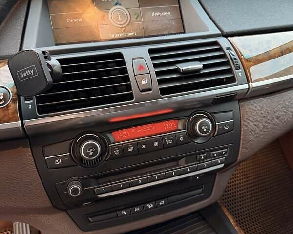 БМВ Х5 2007 в Ровно на Automoto.ua Серый БМВ Х5, объемом двигателя 2.99 л и пробегом 262 тыс. км за 14999 $, фото 28 на Automoto.ua