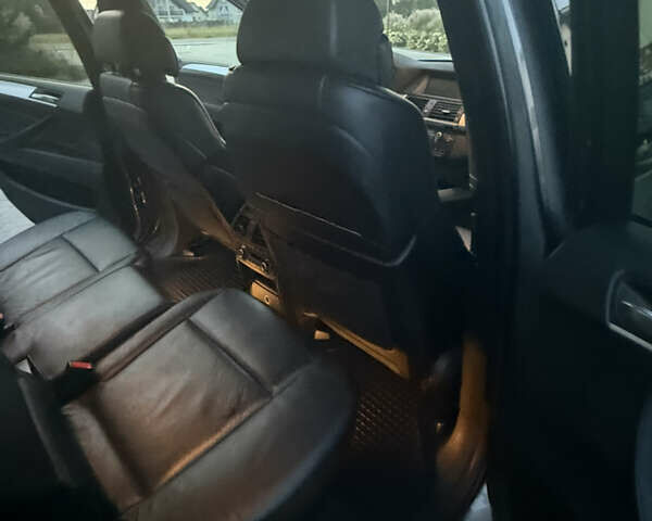 Сірий БМВ Х5, об'ємом двигуна 3 л та пробігом 274 тис. км за 16300 $, фото 38 на Automoto.ua
