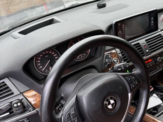 Сірий БМВ Х5, об'ємом двигуна 3 л та пробігом 288 тис. км за 15500 $, фото 14 на Automoto.ua