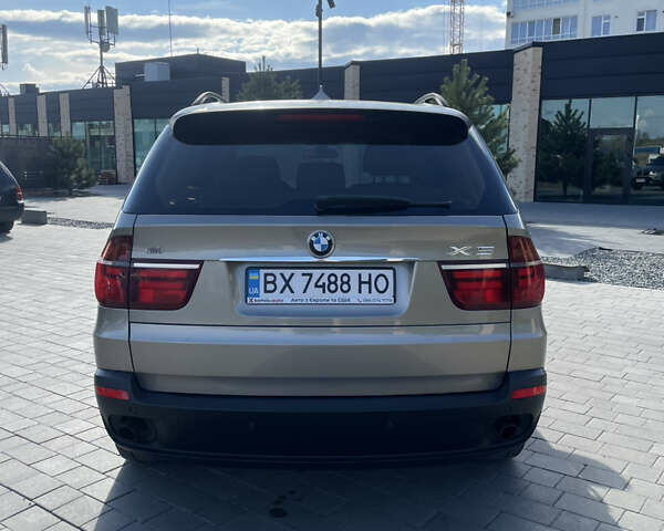 Серый БМВ Х5, объемом двигателя 3 л и пробегом 327 тыс. км за 10400 $, фото 4 на Automoto.ua
