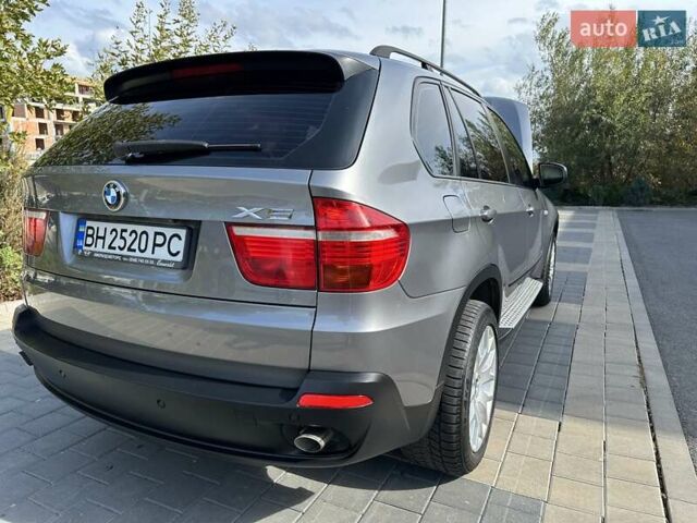 Серый БМВ Х5, объемом двигателя 3 л и пробегом 307 тыс. км за 15900 $, фото 31 на Automoto.ua