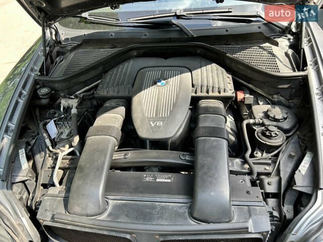 Сірий БМВ Х5, об'ємом двигуна 4.8 л та пробігом 234 тис. км за 12350 $, фото 28 на Automoto.ua