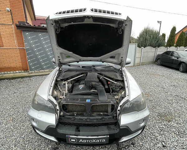 Серый БМВ Х5, объемом двигателя 2.98 л и пробегом 274 тыс. км за 9600 $, фото 12 на Automoto.ua