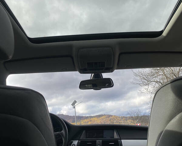 Серый БМВ Х5, объемом двигателя 3 л и пробегом 348 тыс. км за 16800 $, фото 51 на Automoto.ua