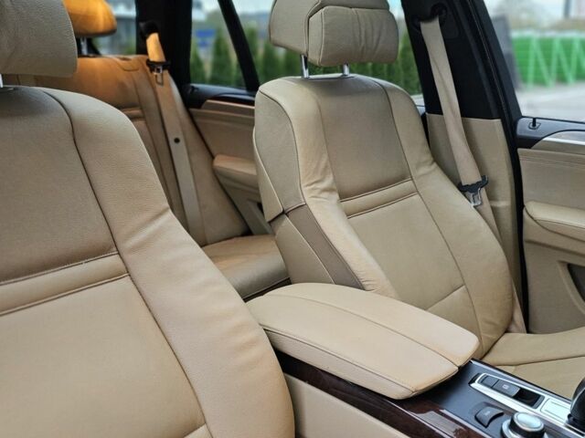 БМВ Х5 2007 в Хусте на Automoto.ua Серый БМВ Х5, объемом двигателя 3 л и пробегом 291 тыс. км за 12700 $, фото 13 на Automoto.ua