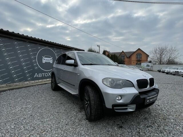 Серый БМВ Х5, объемом двигателя 3 л и пробегом 274 тыс. км за 9600 $, фото 1 на Automoto.ua