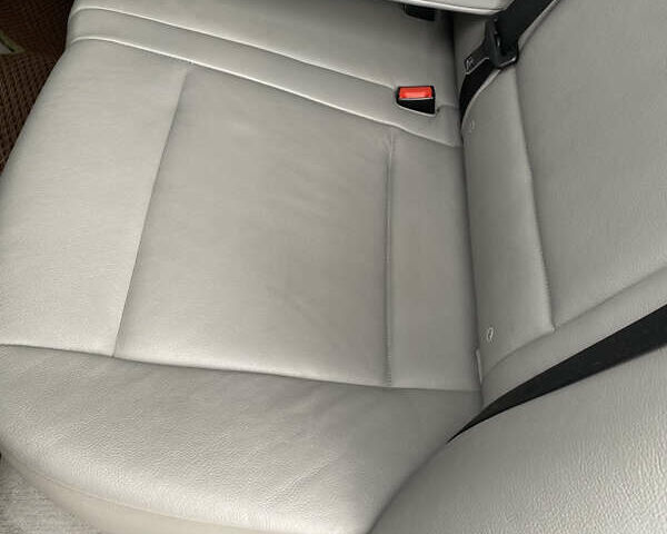 Серый БМВ Х5, объемом двигателя 3 л и пробегом 348 тыс. км за 16800 $, фото 16 на Automoto.ua