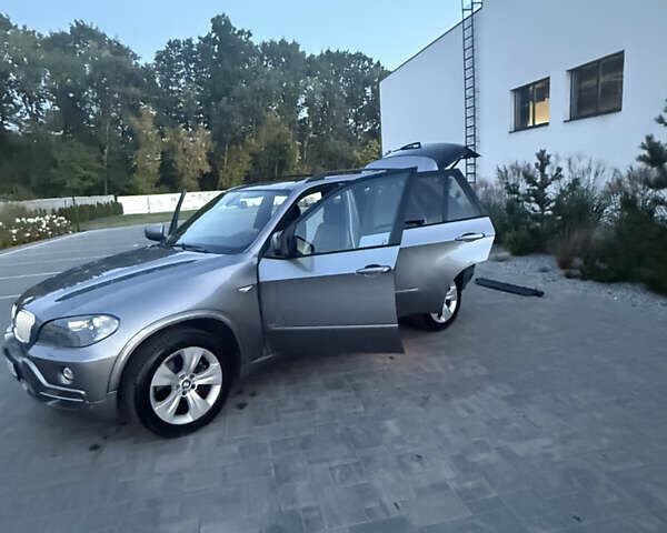 Сірий БМВ Х5, об'ємом двигуна 3 л та пробігом 274 тис. км за 16300 $, фото 46 на Automoto.ua