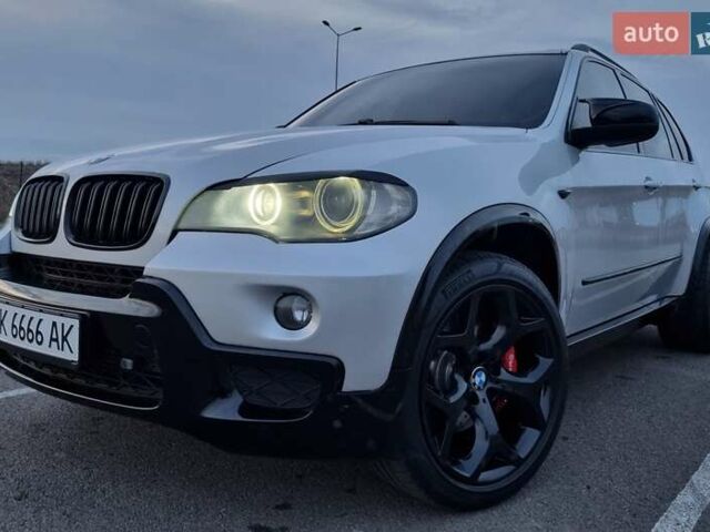 Серый БМВ Х5, объемом двигателя 3 л и пробегом 290 тыс. км за 19999 $, фото 16 на Automoto.ua