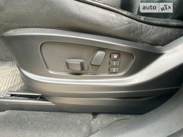 Серый БМВ Х5, объемом двигателя 3 л и пробегом 237 тыс. км за 13700 $, фото 31 на Automoto.ua