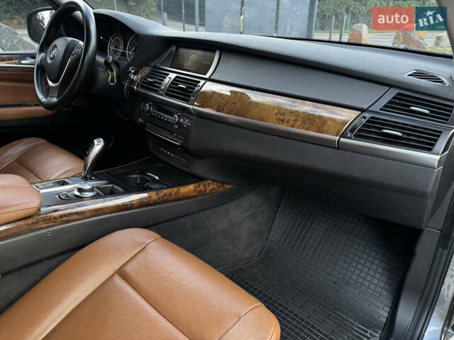 Сірий БМВ Х5, об'ємом двигуна 3 л та пробігом 387 тис. км за 12650 $, фото 31 на Automoto.ua