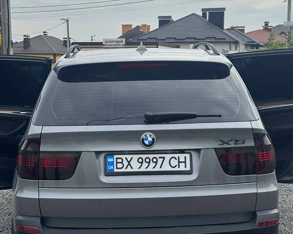 Серый БМВ Х5, объемом двигателя 3 л и пробегом 280 тыс. км за 12399 $, фото 2 на Automoto.ua