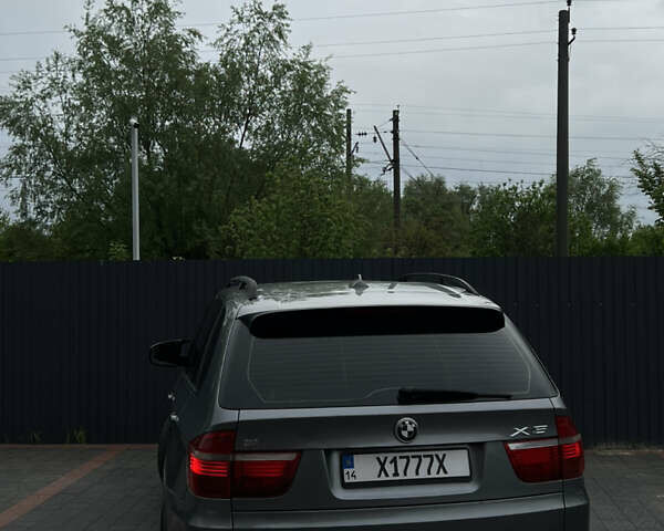 Серый БМВ Х5, объемом двигателя 3 л и пробегом 378 тыс. км за 14000 $, фото 31 на Automoto.ua