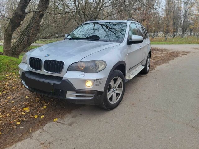 Серый БМВ Х5, объемом двигателя 3 л и пробегом 358 тыс. км за 6800 $, фото 15 на Automoto.ua