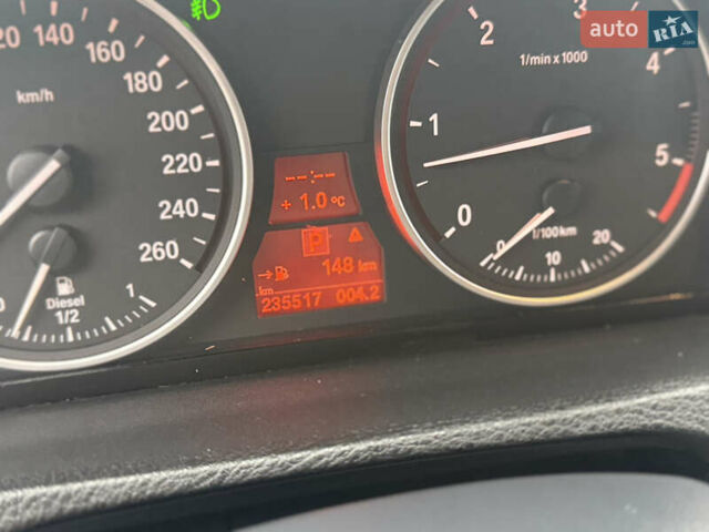 Серый БМВ Х5, объемом двигателя 3 л и пробегом 235 тыс. км за 17500 $, фото 26 на Automoto.ua