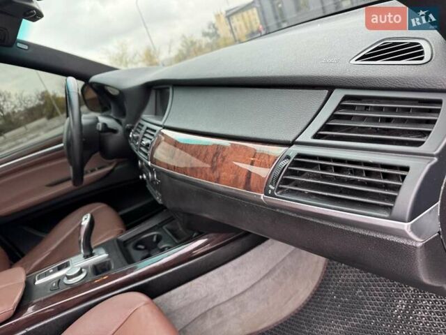 БМВ Х5 2008 в Кривом Роге на Automoto.ua Серый БМВ Х5, объемом двигателя 3 л и пробегом 177 тыс. км за 8950 $, фото 23 на Automoto.ua