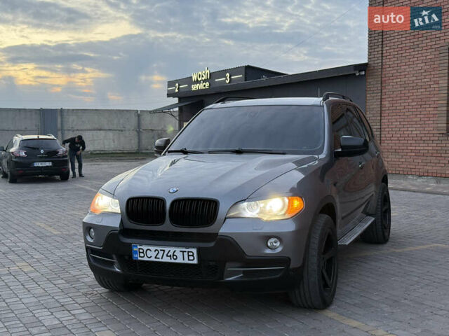 Серый БМВ Х5, объемом двигателя 3 л и пробегом 254 тыс. км за 13999 $, фото 1 на Automoto.ua