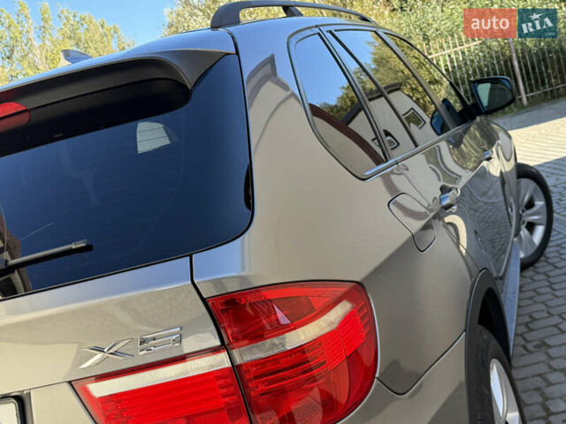 Сірий БМВ Х5, об'ємом двигуна 3 л та пробігом 260 тис. км за 11700 $, фото 36 на Automoto.ua
