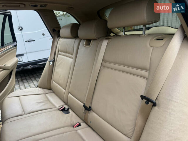 Серый БМВ Х5, объемом двигателя 3 л и пробегом 283 тыс. км за 13950 $, фото 29 на Automoto.ua