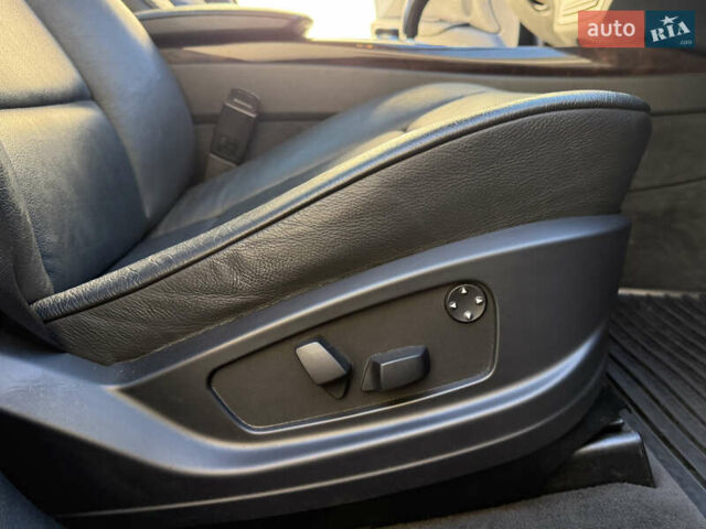Сірий БМВ Х5, об'ємом двигуна 3 л та пробігом 260 тис. км за 11700 $, фото 48 на Automoto.ua