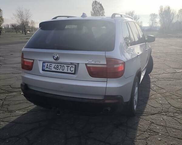 Сірий БМВ Х5, об'ємом двигуна 3 л та пробігом 320 тис. км за 12500 $, фото 4 на Automoto.ua