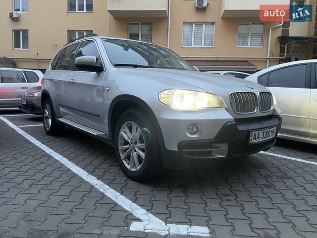 Сірий БМВ Х5, об'ємом двигуна 4.8 л та пробігом 238 тис. км за 13500 $, фото 1 на Automoto.ua