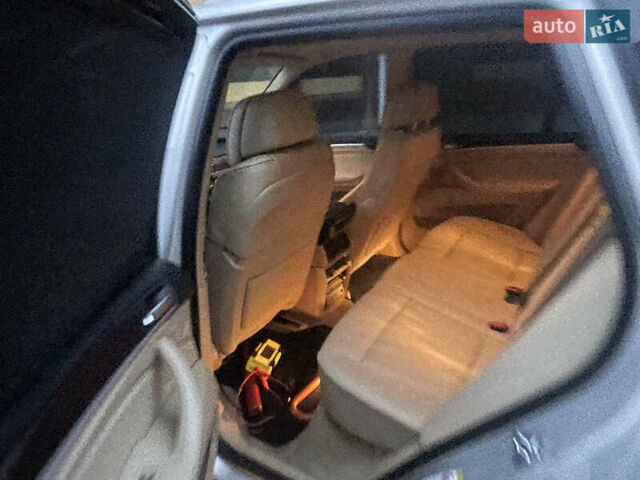 Сірий БМВ Х5, об'ємом двигуна 4.8 л та пробігом 238 тис. км за 13500 $, фото 5 на Automoto.ua