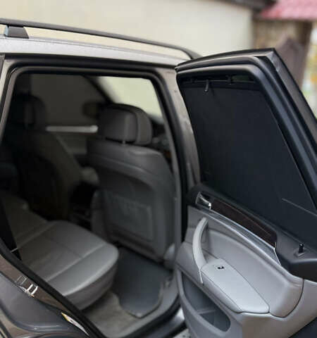 Сірий БМВ Х5, об'ємом двигуна 3 л та пробігом 250 тис. км за 14500 $, фото 19 на Automoto.ua