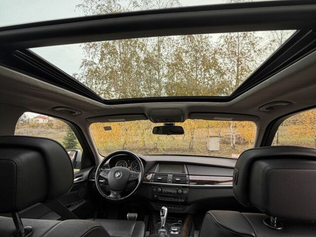 Сірий БМВ Х5, об'ємом двигуна 3 л та пробігом 401 тис. км за 11750 $, фото 10 на Automoto.ua