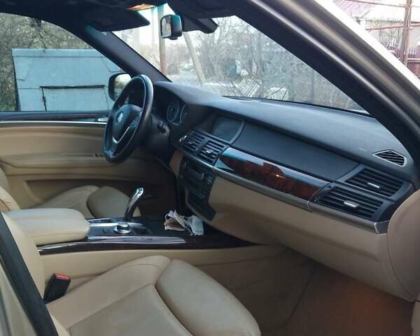 Серый БМВ Х5, объемом двигателя 4.8 л и пробегом 145 тыс. км за 12700 $, фото 1 на Automoto.ua