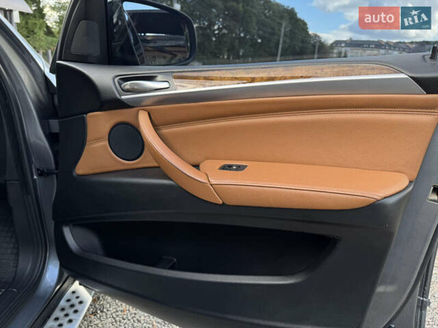 Сірий БМВ Х5, об'ємом двигуна 3 л та пробігом 387 тис. км за 12650 $, фото 30 на Automoto.ua