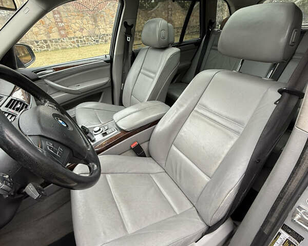 Серый БМВ Х5, объемом двигателя 3 л и пробегом 223 тыс. км за 13499 $, фото 20 на Automoto.ua