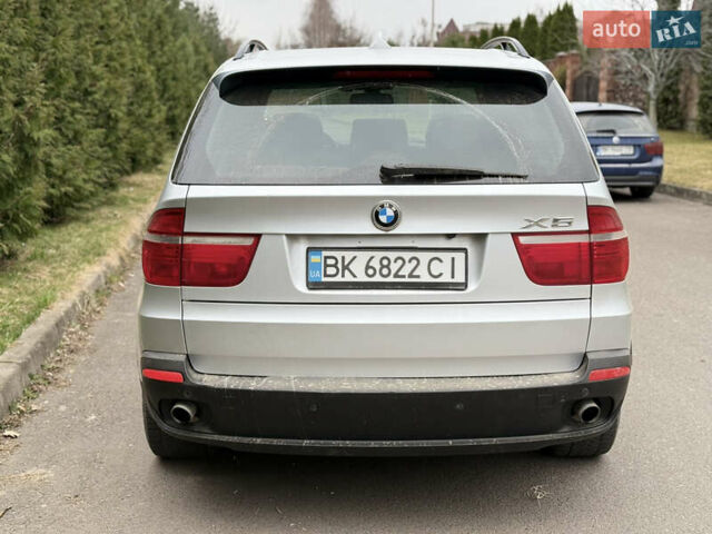 Серый БМВ Х5, объемом двигателя 3 л и пробегом 223 тыс. км за 13499 $, фото 4 на Automoto.ua