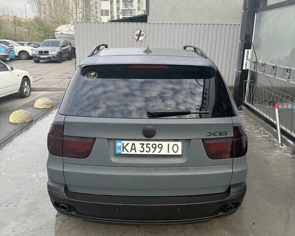Серый БМВ Х5, объемом двигателя 3 л и пробегом 370 тыс. км за 15800 $, фото 5 на Automoto.ua