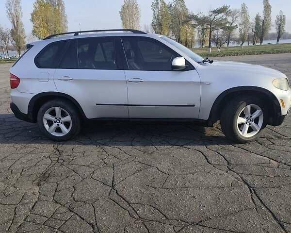 Сірий БМВ Х5, об'ємом двигуна 3 л та пробігом 320 тис. км за 12500 $, фото 5 на Automoto.ua