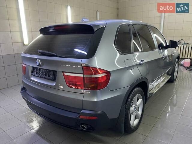 Серый БМВ Х5, объемом двигателя 3 л и пробегом 200 тыс. км за 13999 $, фото 6 на Automoto.ua