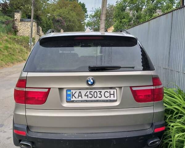 Серый БМВ Х5, объемом двигателя 4.8 л и пробегом 145 тыс. км за 12700 $, фото 4 на Automoto.ua