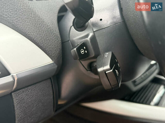 Серый БМВ Х5, объемом двигателя 3 л и пробегом 235 тыс. км за 17500 $, фото 18 на Automoto.ua