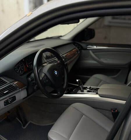 Сірий БМВ Х5, об'ємом двигуна 3 л та пробігом 250 тис. км за 14500 $, фото 15 на Automoto.ua